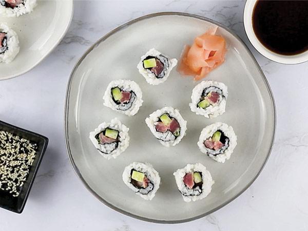 Marukan Yuzu Tuna Sushi Rolls