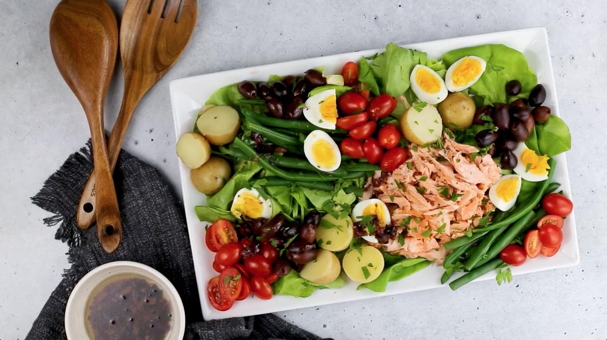 Marukan Salmon Nicoise Salad with Kalamata Dressing