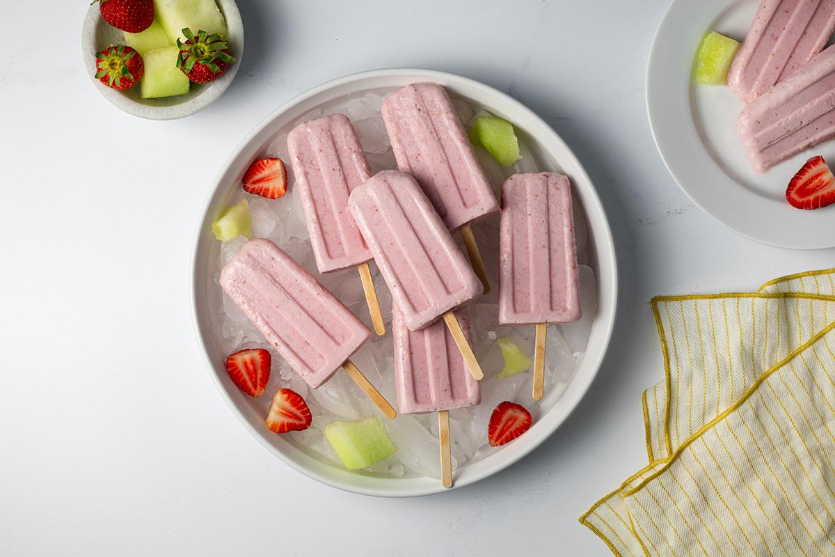 Marukan Strawberry Melon Paletas