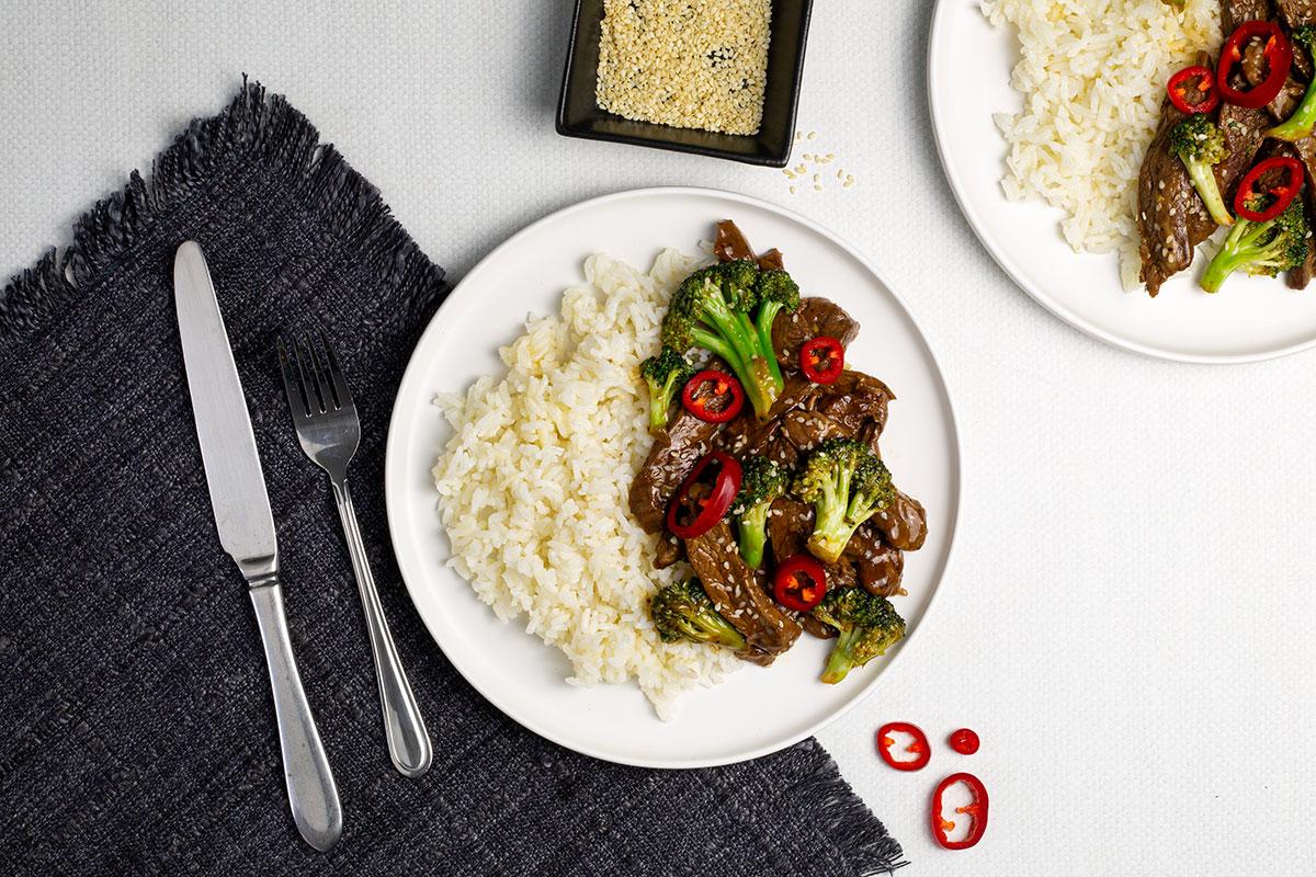 Marukan Beef and Broccoli Stir Fry